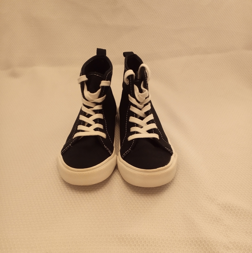 Boys Old Navy Black canvas hightops